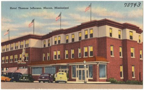 Find hotels in Macon, MS from CA $76.